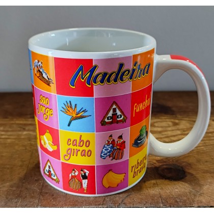 Caneca Madeira aos quadrados